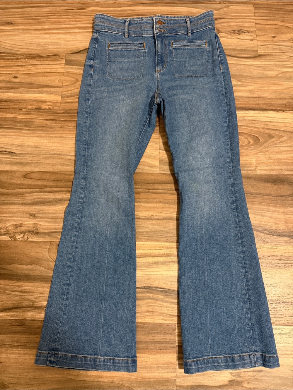 LOFT The Slim Flare High Rise Jeans Medium Wash Size 29/8 Patch Pocket Boho